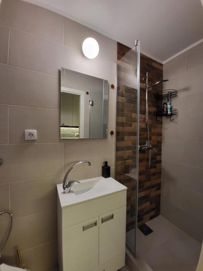 Lotta Apartment Beograd Eksteriør billede