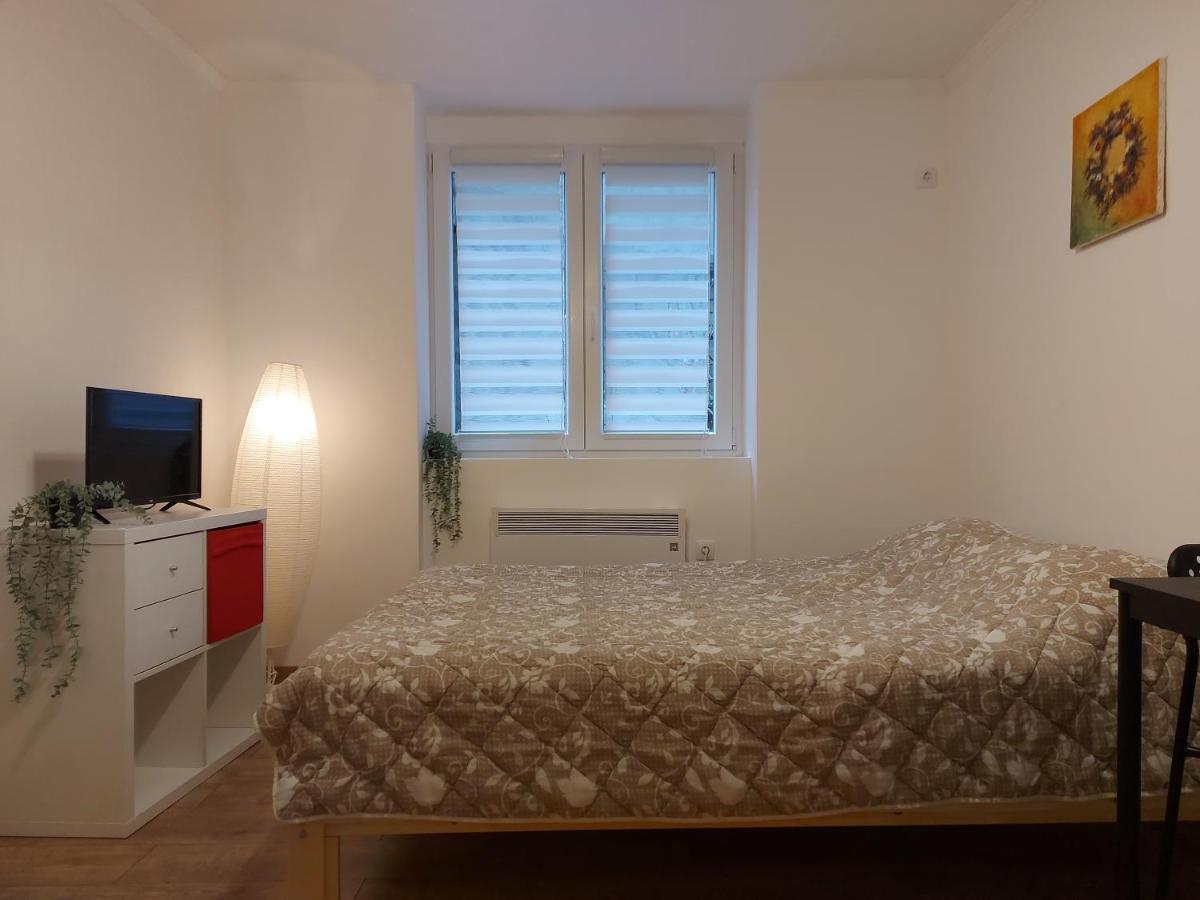 Lotta Apartment Beograd Eksteriør billede